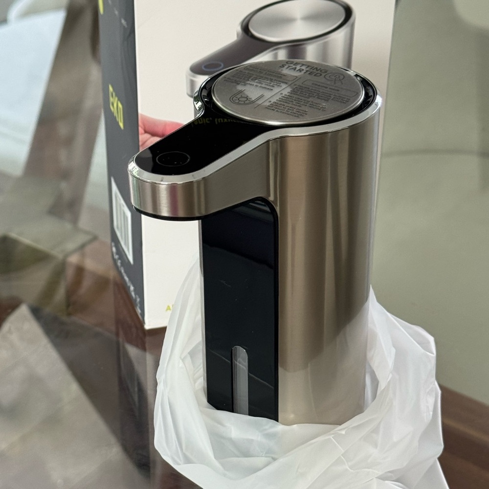 EKO Rechargeable Automatic Soap Dispenser - Silver and Black | NWT